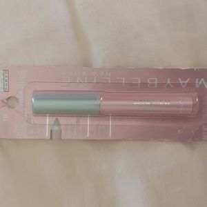 Maybelline Forever Metallics lip pencil.